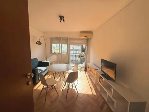 Av. Pueyrredon al 800