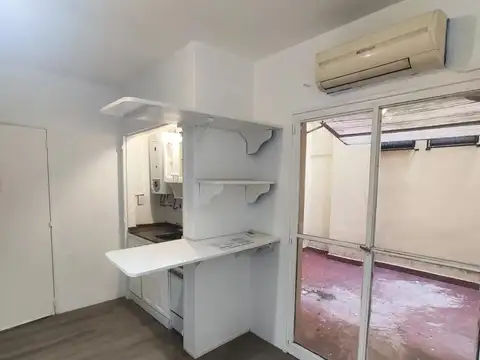 Vendo departamento dúplex 2 ambientes en Av. Santa Fe 5323