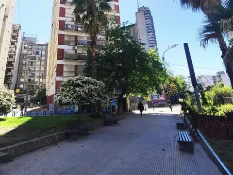 Vendo departamento dúplex 2 ambientes en Av. Santa Fe 5323