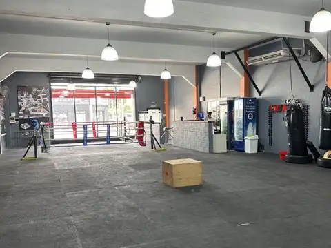 VENTA LOCAL/GALPON  MORON FINANCIACIÓN 