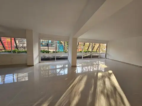 Oficina en Venta al Norte