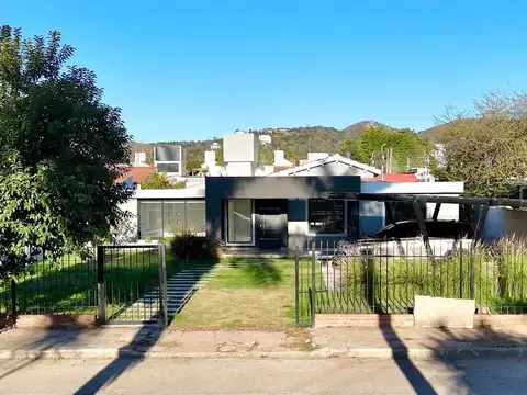 Casa en Venta en Santa Rita, USD 265.000