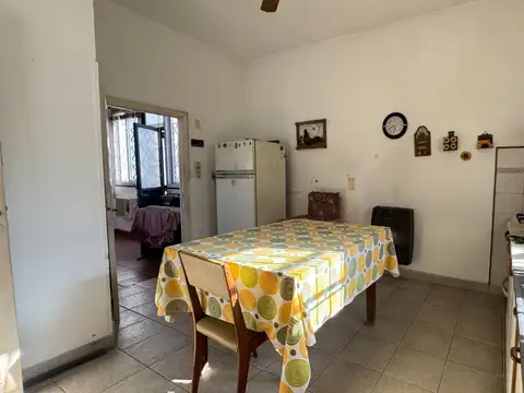 Casa en venta sobre lote propio de 4 amb + jardin