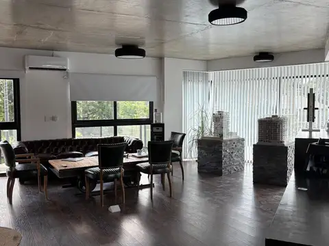 Oficina en alquiler con vistas abiertas al Hurlingham Club