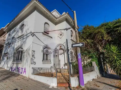 VENTA DE TRIPLEX EN PUNTA CARRETAS CON GARAJE
