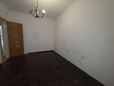 Depto Tipo Casa en Venta en La Plata, USD 62.000