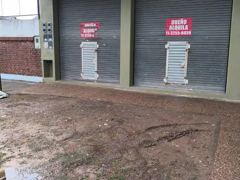 Local Comercial en Alquiler excelente ubicacion de Quilmes Oeste !!!