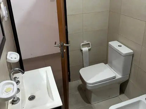 Departamento en Alquiler con 1 cocheras