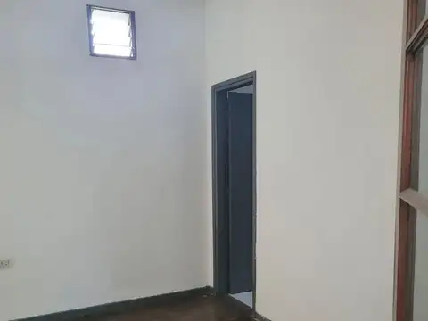Depto Tipo Casa en Alquiler de 2 ambientes
