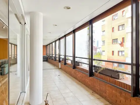 Departamento 4 ambientes con 3 baños
