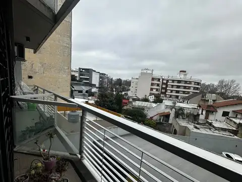 Avenida Rivadavia 16400, Piso 2
