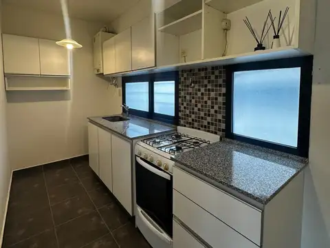 Departamento en Alquiler en Haedo, $ 800.000