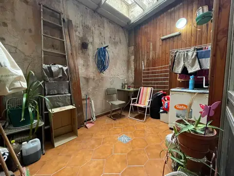 VENTA CASA 3 DORMITORIOS. LISANDRO DE LA TORRE. ROSARIO.