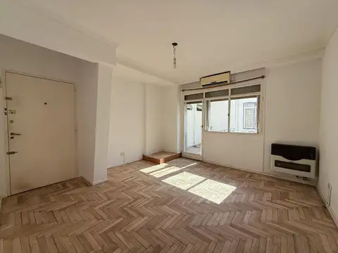 Victori Martinez  al 200