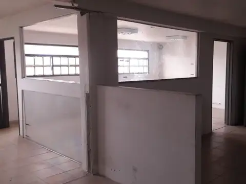 Galpon en Venta en Villa Ballester, USD 680.000