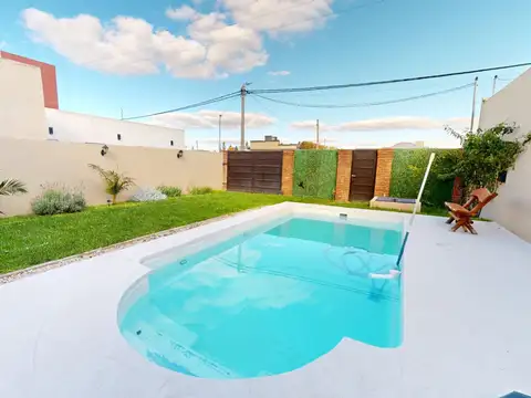 Casa 3 ambientes con 2 baños