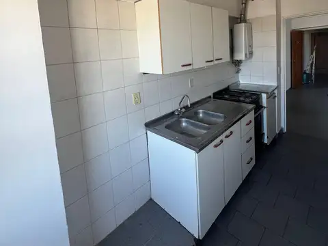 ALQUILO DEPARTAMENTO BARRIO GUEMES 2 DORMITORIOS -