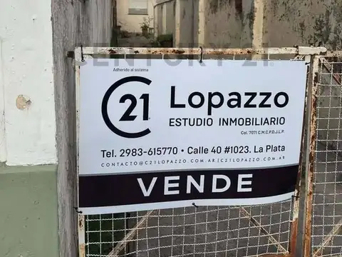 OPORTUNIDAD!!! VENDEMOS CASA A METROS DEL CENTRO EN INMEJORABLE PRECIO