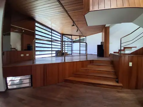 Venta - Casa 4 dormitorios - La Plata