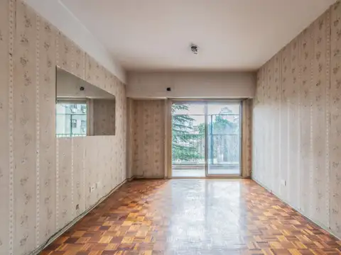Humberto 1 1800, Piso 5