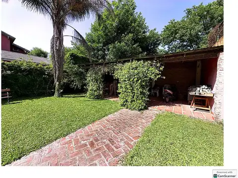 Casa 4 ambientes con 4 baños