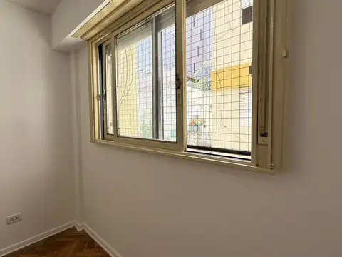 Departamento en Venta en Olivos, USD 149.000