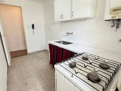 Venta depto 4 amb frente, balcón OLIVOS