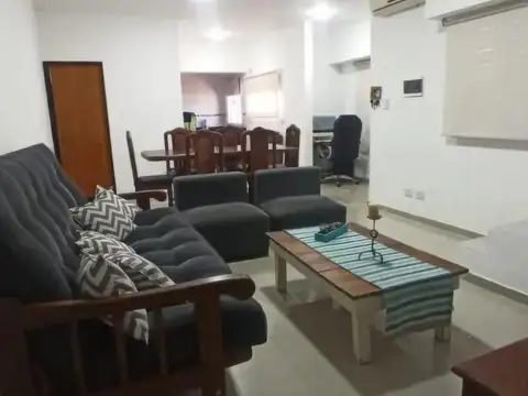 Casa 5 ambientes con 1 baño