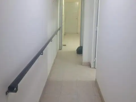 Oficina 3 ambientes con 1 baño