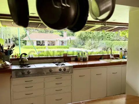 CASA EN VENTA EN GONNET