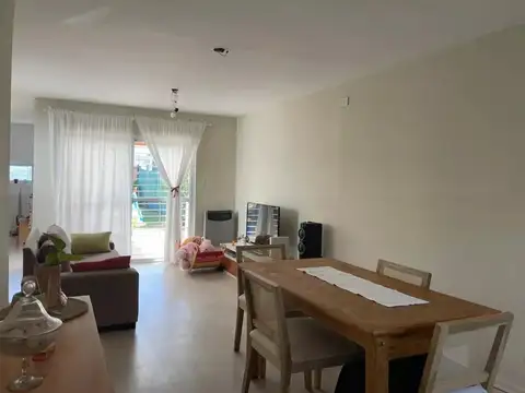 Casa en venta - 2 Dormitorios 1 Baño - 336Mts2 - Villa Elvira