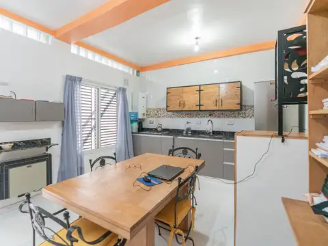 Depto Tipo Casa en Venta en Colegiales, USD 121.000