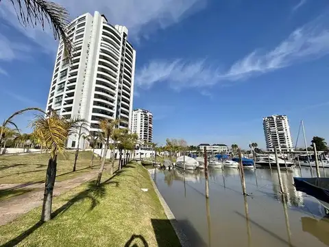 MARINAS GOLF Agustín M. García Av. al 5300