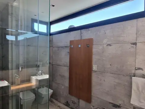 HERMOSISIMA CASA MINIMALISTA