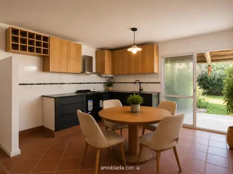 Casa 5 ambientes con 1 baño