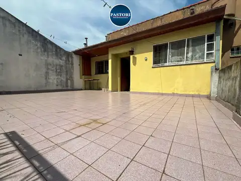 Depto Tipo Casa en Venta en Olivos, USD 165.000