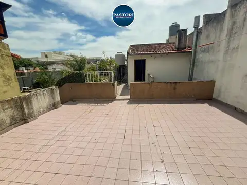 Depto Tipo Casa en Venta al Oeste