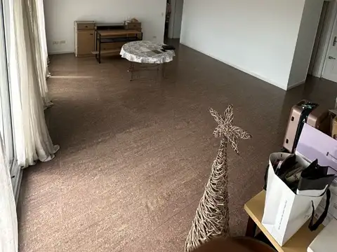 Ing Ernesto C Boatti 500, Piso 8