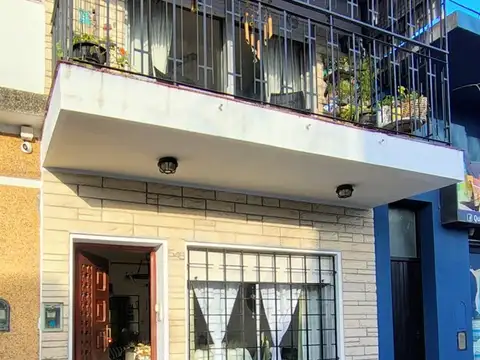 Casa  en Venta en Lobos