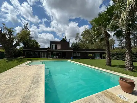 Carlos Calvo 100