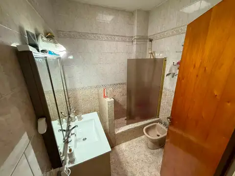 Depto Tipo Casa en Venta con 1 cocheras
