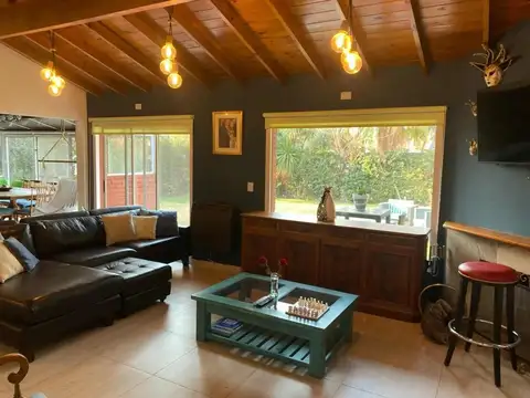 Sargento Cabral 4600