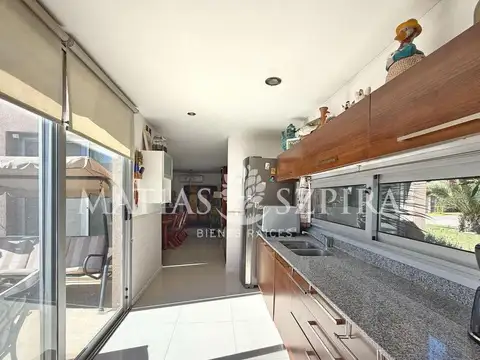 Casa 4 ambientes. | Luis de Camoens 2050