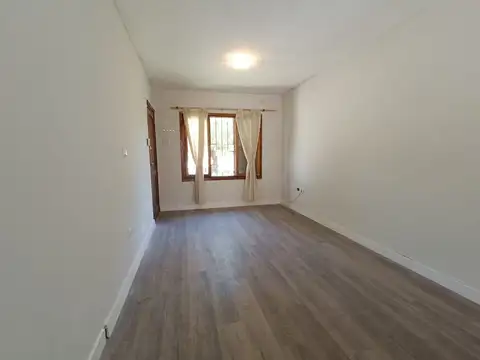 Depto Tipo Casa en Venta 16 años