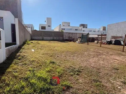 Lote en Miradores de Manantiales