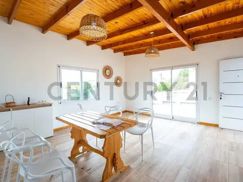 Casa en Venta con 1 cochera
