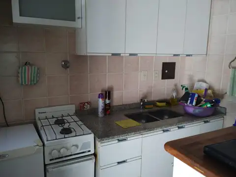 Monoambiente en Alquiler al contrafrente. Totalmente amueblado en Boedo