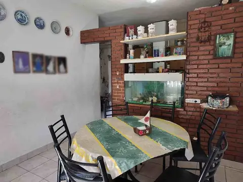 Venta PH 4 amb con entrada independiente Sarandí