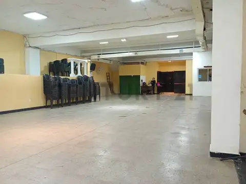 VENTA DEPÓSITO CON VIVIENDA.