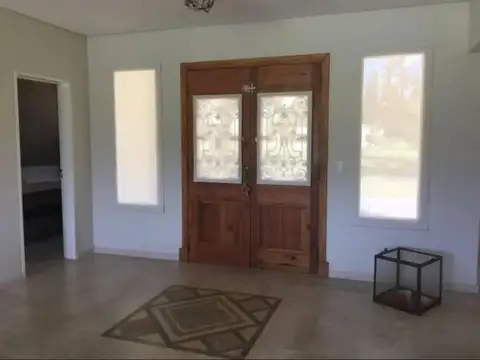 Casa en Venta con 4 cocheras